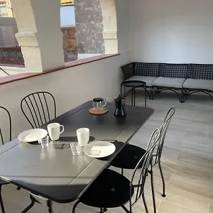 https://apartamentos-barcelona-iberia.top-hotels-tarragona.com